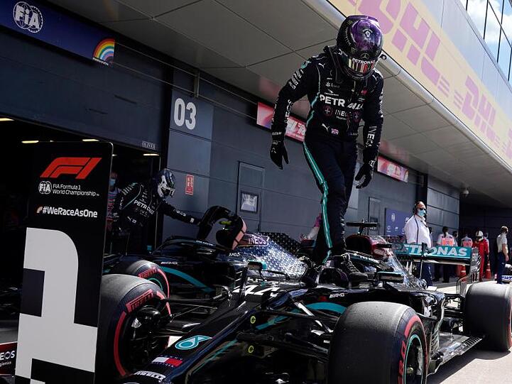 Mit einer Fabelrunde in der Qualifikation schockte Lewis Hamilton die Konkurrenz.