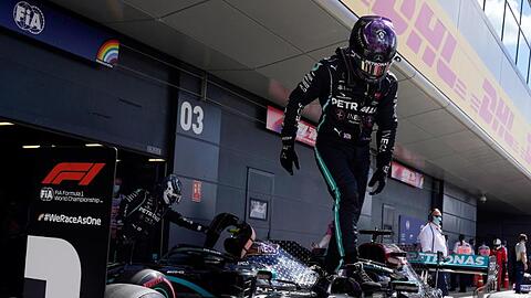 Mit einer Fabelrunde in der Qualifikation schockte Lewis Hamilton die Konkurrenz.