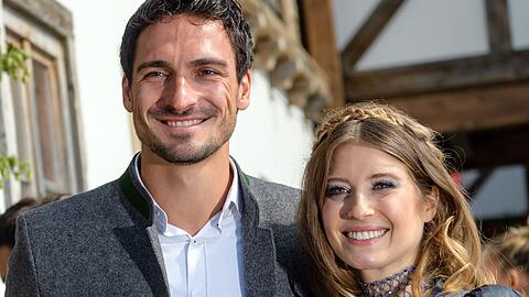 Ein Bild aus glücklichen Tagen: Mats Hummels und Cathy Hummels auf dem Oktoberfest 2017.