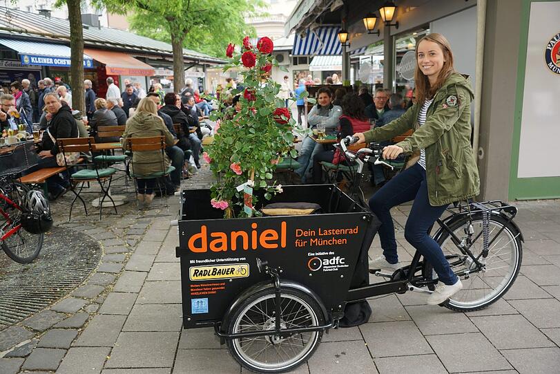 Der Allgemeine Deutsche Fahrradclub verleiht solche Lastenradl. Parken kann man diese Räder bislang nirgends so wirklich.