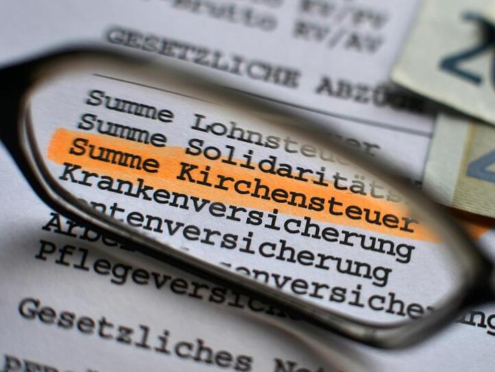 Die katholische Kirche erwartet durch die Krise auch deutlich weniger Einnahmen aus der Kirchensteuer.