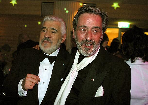 Regisseur Helmut Dietl (r.) mit Schauspieler Mario Adorf. Regisseur Helmut Dietl (r.) mit Schauspieler Mario Adorf.