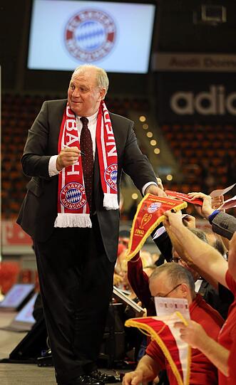 Die besten Bilder der Jahreshauptversammlung des FC Bayern München.