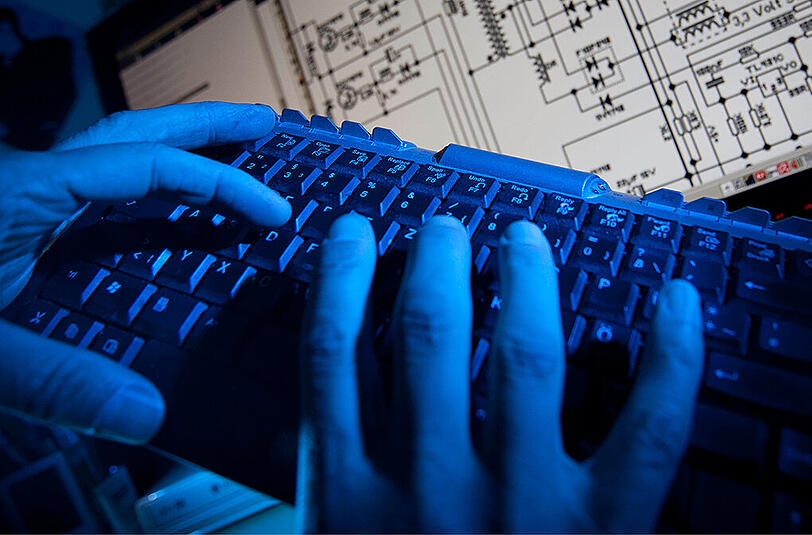 Bayerns Polizei fehlen Experten im Kampf gegen die Cyber-Kriminalität.