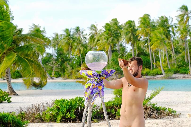 Alltag auf der NAckt-Dating-Insel - Bilder der aktuellen Staffel Adam sucht Eva