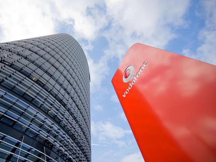 Blick auf die Konzernzentrale von Vodafone in Düsseldorf (Nordrhein-Westfalen). Foto: Rolf Vennenbernd/Archivbild