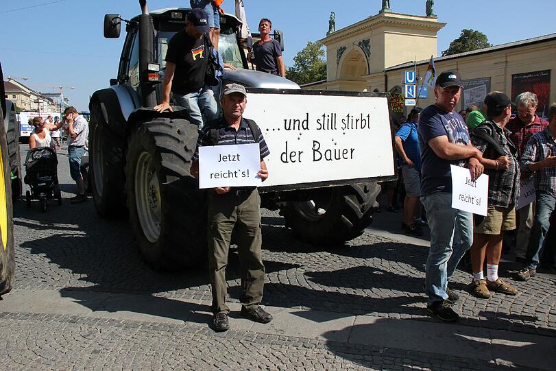 Die Staffelfahrt der Milichbauern findet am Dienstag ihren Abschluss bei der Demo am Odeonsplatz