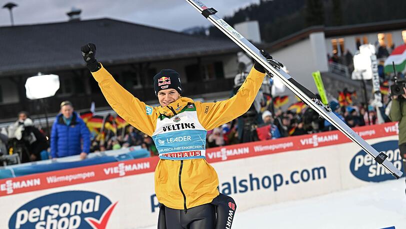 Andreas Wellinger hat in Garmisch-Partenkirchen seine Gesamtführung verteidigt.