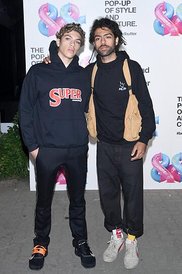 Elias Becker mit Noah Becker