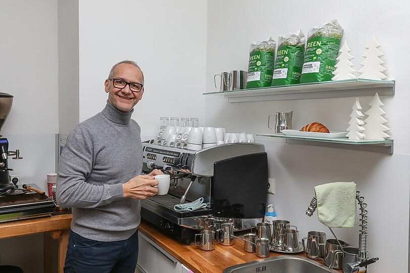 Christian Sardar (Eigentümer) im Genussmacher.