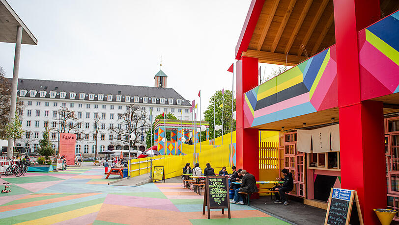 Das "Flux" vor der Pinakothek der Moderne: Geplant f&uuml;r f&uuml;nf Jahre, mit m&ouml;glicher Verl&auml;ngerung um weitere f&uuml;nf Jahre.