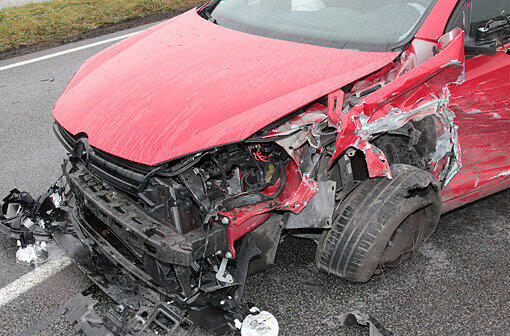 2013: Wieder ein Crash zwischen Maitenbeth und Haag: Diesmal wird der Fahrer nur leicht verletzt.