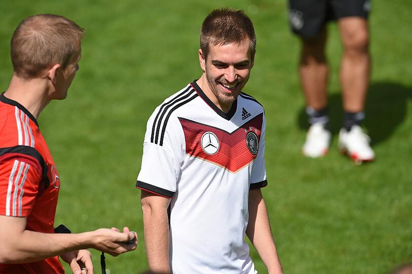 Philipp Lahm sieht sich bei der WM als Mittelfeldspieler.