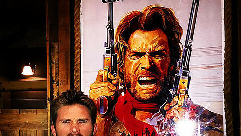 Scott Eastwood sieht seinem Vater Clint zum Verwechseln ähnlich