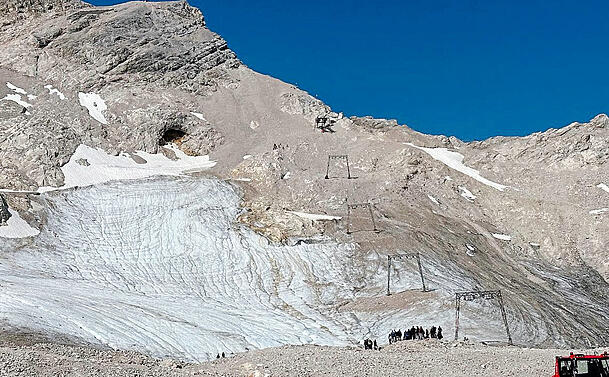 Die kläglichen Reste der Zugspitz-Gletscher.