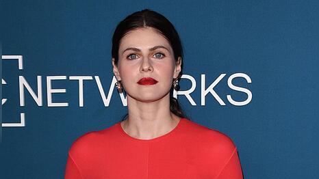 Alexandra Daddario wird sich mit Andrew Form im Co-Parenting &uuml;ben.