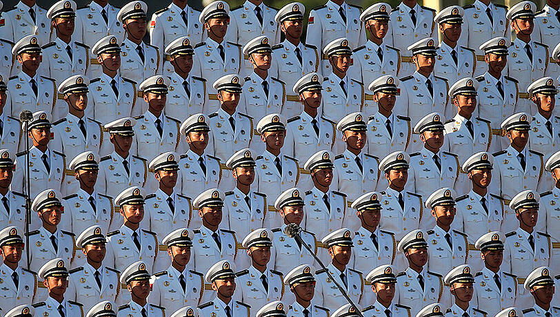 Bei der größten Militärparade seiner Geschichte hat China seine neuen Superwaffen präsentiert. Bei der größten Militärparade seiner Geschichte hat China seine neuen Superwaffen präsentiert.