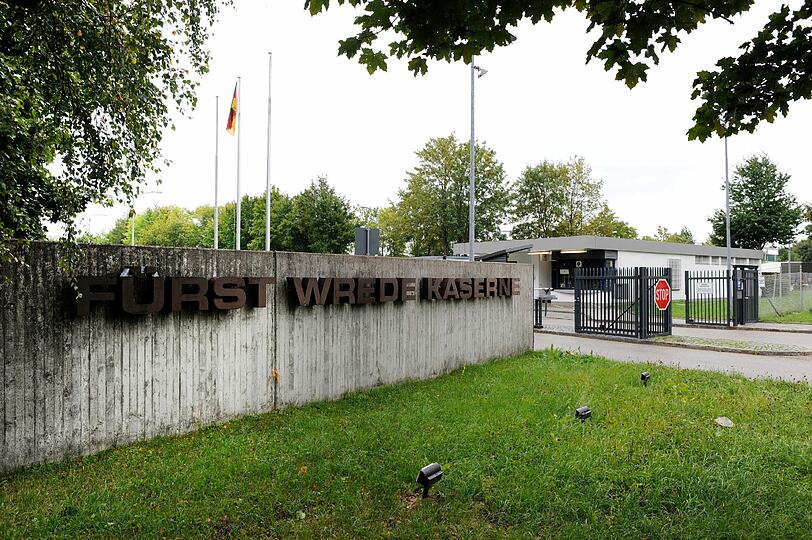 Auch die Landeshauptstadt MÜNCHEN ist von den Standortschließungen betroffen: 950 Jobs werden hier gestrichen.