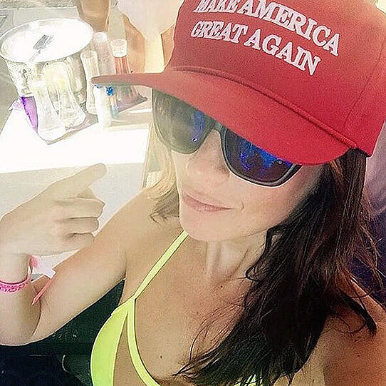 Babes for Trump: Diese Schönheiten wollen Donald Trump zur US-Präsidentschaft verhelfen.