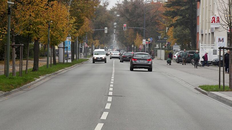 Auf dem Schulweg an der Niedermayerstraße belästigt ein Syrer am Mittwochmorgen mehrere Schülerinnen.