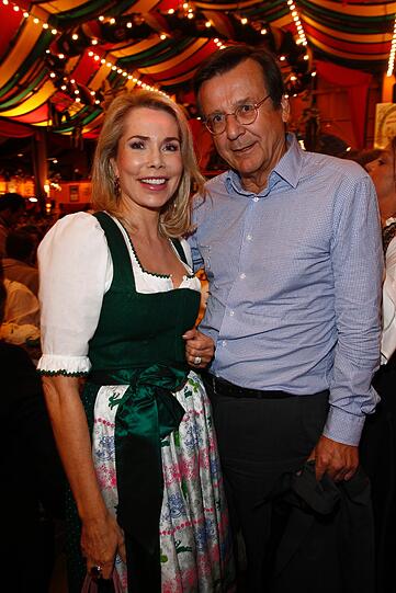 Gabriele Inaara Begum Aga Khan, Hans Mahr