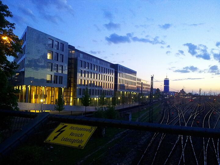 Hochspannung und Entspannung.