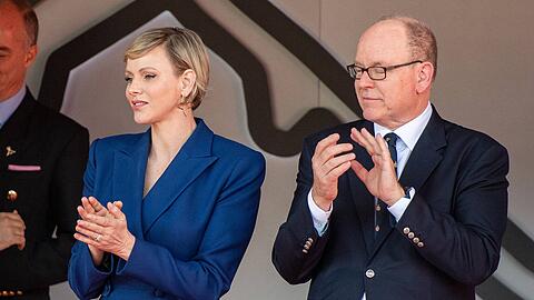 Fürstin Charlène und Fürst Albert von Monaco beim beim Formel-1-Rennen am Circuit de Monaco.