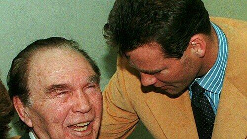 Ein Bild aus alten Zeiten: Henry Maske und Max Schmeling Ein Bild aus alten Zeiten: Henry Maske und Max Schmeling