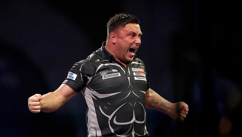 Der amtierende Weltmeister: Gerwyn Price aus Wales jubelt.