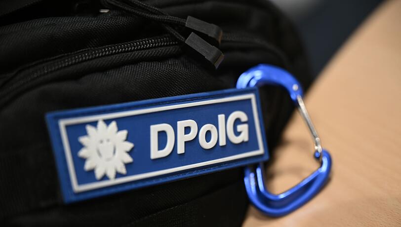 Fenster am Geb&auml;ude der Deutschen Polizeigewerkschaft wurden eingeschlagen. (Symbolbild)