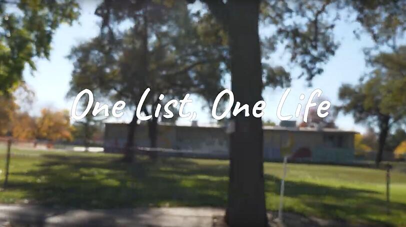 Chris und Dillon feiern trotz einer Leukämie-Diagnose das Leben mit "One List, One Life".