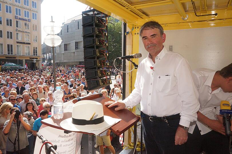 Die Bilder von Kundgebung von Gustl Mollath und seinen Unterstützern am Marienplatz.