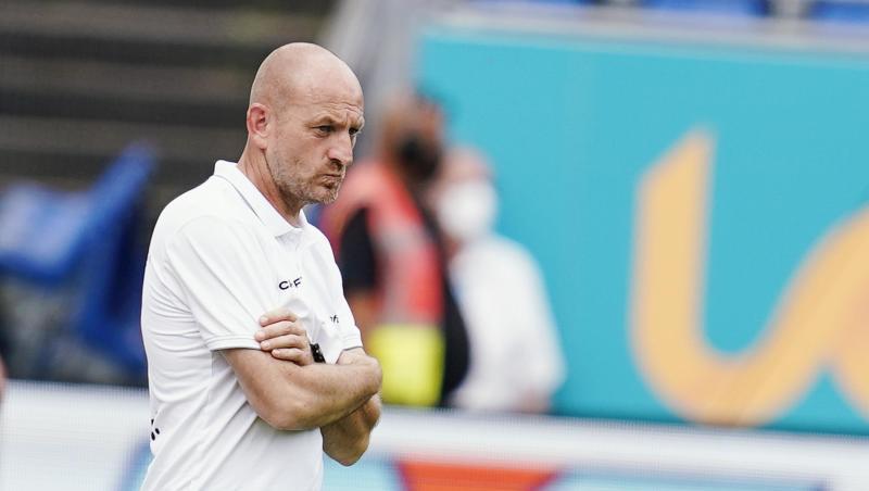 Trainer Torsten Lieberknecht trifft mit seinen corona-geschwächten Darmstädtern auf den TSV 1860 München.
