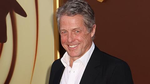 Hugh Grant ist derzeit im Kinofilm "Wonka" zu sehen.