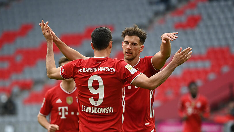 Weltfußballer Robert Lewandowski wandelt weiter auf den Spuren des legendären Gerd Müller.