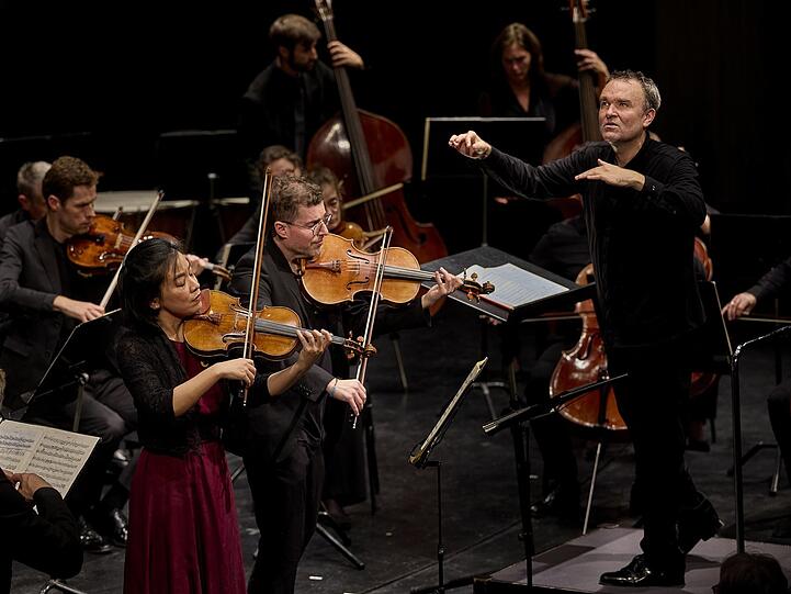 Jörg Widmann und das Münchener Kammerorchester.