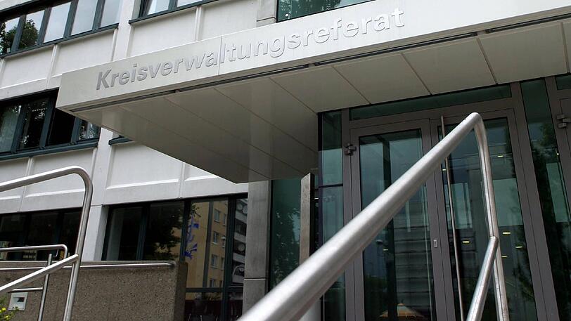 Wer hier Behördendinge erledigen muss, sollte viel (Warte-)Zeit mitbringen: Im Kreisverwaltungsreferat (KVR) in der Ruppertstraße sind die Sachbearbeiter chronisch überlastet.