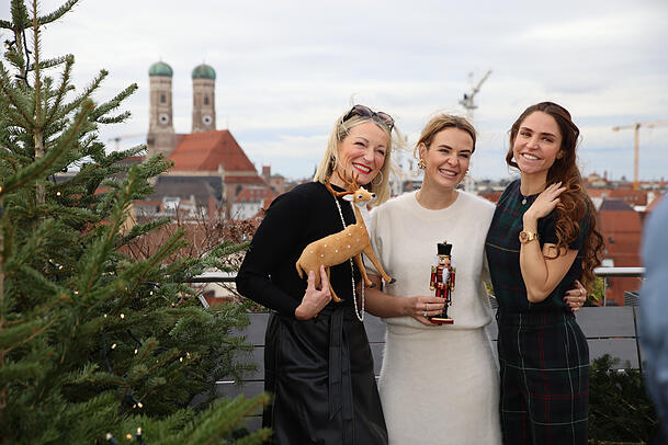 Monika Gruber, Tini Schramm und Gloria Epstein. Monika Gruber, Tini Schramm und Gloria Epstein.