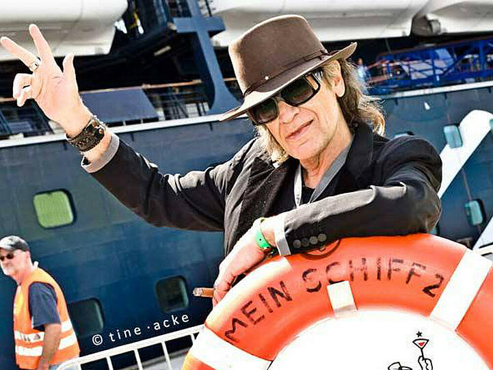 Ahoi! Udo Lindenberg schippert auf der Ostsee