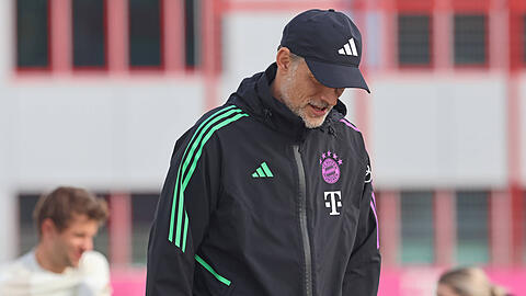 Thomas Tuchel und seine Bayern-Stars müssen am Dienstagabend in Istanbul ran – mit einem äußerst dünnen Kader.