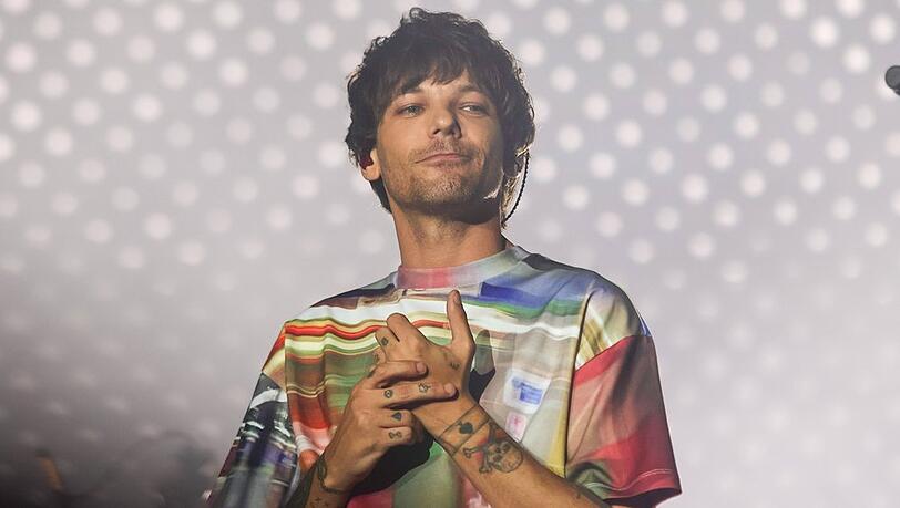 Louis Tomlinson wurde als Mitglied von One Direction berühmt. Louis Tomlinson wurde als Mitglied von One Direction berühmt.