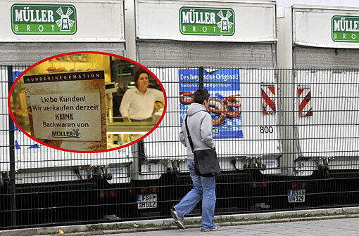 Nach dem Hygieneskandal bei Müller-Brot haben Schädlingsbekämpfer, Handwerker und Putzkräfte die Backfabrik auf Vordermann gebracht. Trotzdem haben die Aufsichtsbehörden noch keine Entscheidung gefällt.
