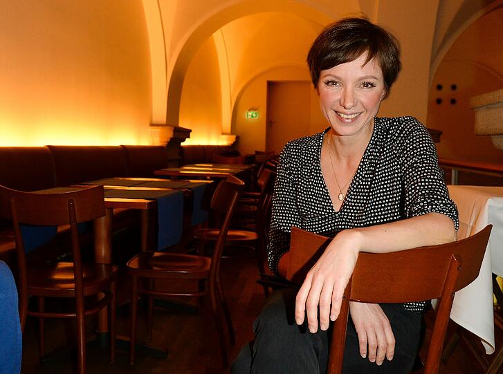 Julia Koschitz.