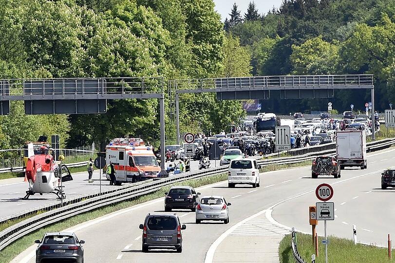 Schwerer Auffahrunfall auf der B95.