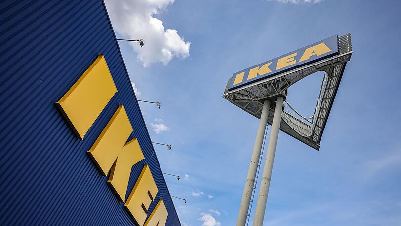 Ein bekanntes Logo: Der Möbelriese Ikea. (Archivbild) Ein bekanntes Logo: Der Möbelriese Ikea. (Archivbild)