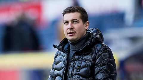 Plötzlich involviert bei Sechzig? Türkgücüs ehemaliger Geschäftsführer Max Kothny hat die Nummer von 1860-Sportboss Günther Gorenzel an Neu-Trainer Maurizio Jacobacci weitergegeben.
