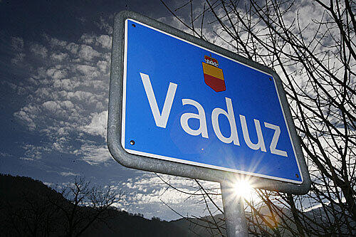 In einigen Fällen sollen unter Codewörtern Geld auf Konten in Vaduz überwiesen worden sein.