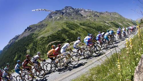 Ab Samstag strampeln sie wieder durch Frankreich: Doch bei der Tour de France fährt auch heuer wieder der böse Verdacht mit.