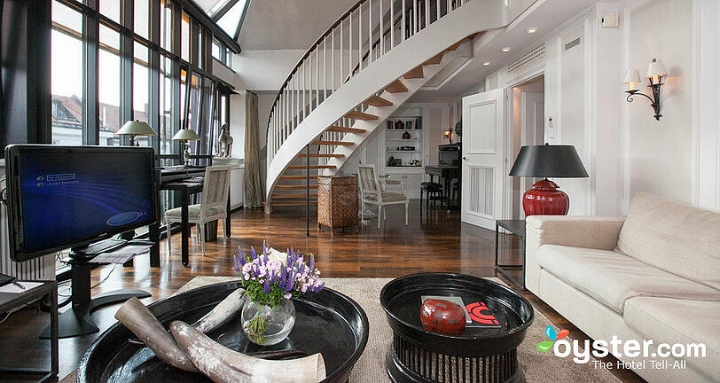 Zum Spielen oder Schauen steht in der Präsidenten-Suite (140 m2) des Palace ein Steinway-Piano. Privatsauna und Ankleidezimmer gehören dazu &ndash; bei 2.000 Euro pro Nacht.