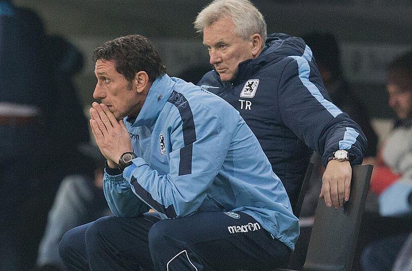 Mussten die Niederlage gegen den KSC mitansehen: Löwen-Trainer Benno Möhlmann und sein Co Sven Kmetsch.